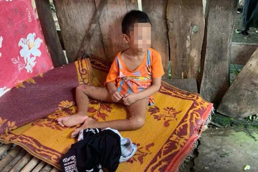 bé trai 5 tuổi