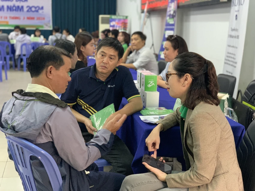 tuyển dụng lao động cũ