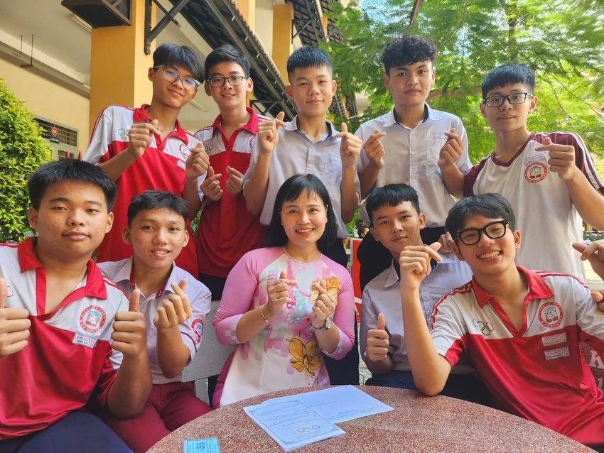 giải quyết việc chuyển trường