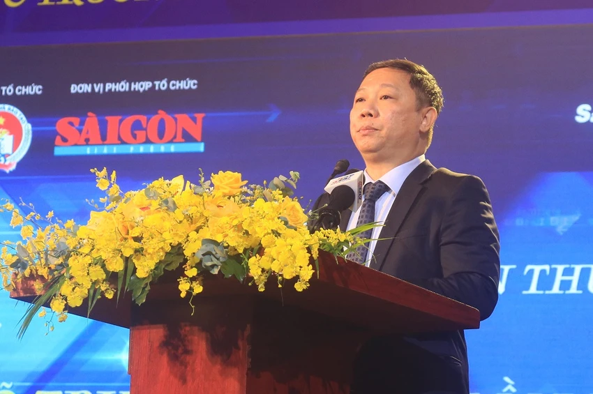 'Thầy giáo công nhân' 59 tuổi trở thành tiến sĩ đạt giải thưởng Võ Trường Toản ảnh 4