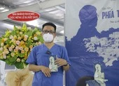 Bác sĩ Lê Minh Khôi viết sách để tri ân những chiến binh thầm lặng