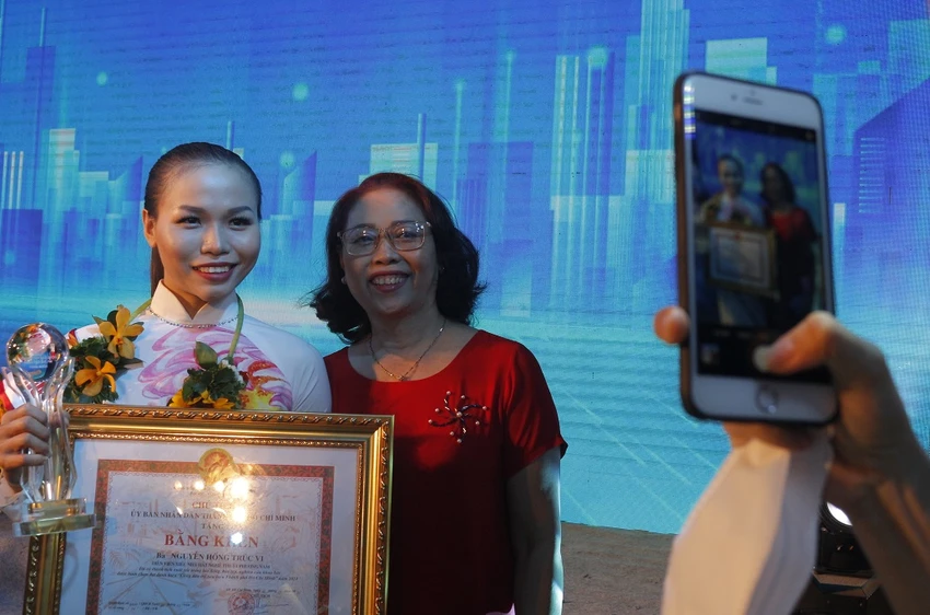 'Dân như người nhà, người nhà của mình thì phải lo thôi' ảnh 5 'Dân như người nhà, người nhà của mình thì phải lo thôi' ảnh 5