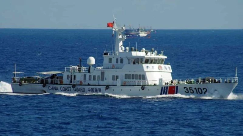 Tàu hải cảnh Trung Quốc xuất hiện ở Biển Đông. Ảnh: AP Tàu hải cảnh Trung Quốc xuất hiện ở Biển Đông. Ảnh: AP