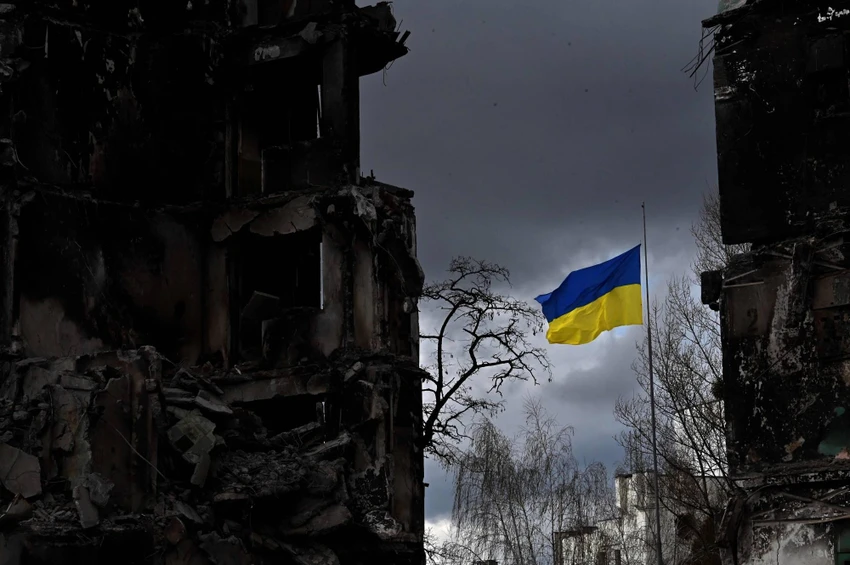Quốc kỳ Ukraine. Ảnh: AFP Quốc kỳ Ukraine. Ảnh: AFP