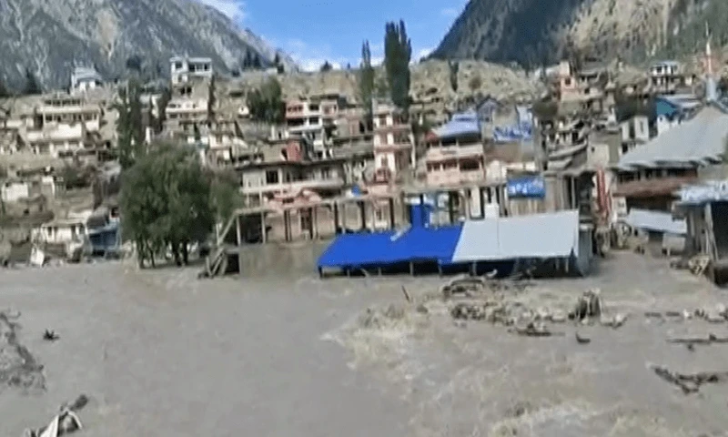 Lũ lụt đã nhấn chìm nhiều ngôi nhà ở Pakistan. Ảnh: DAWN NEWS TV Lũ lụt đã nhấn chìm nhiều ngôi nhà ở Pakistan. Ảnh: DAWN NEWS TV