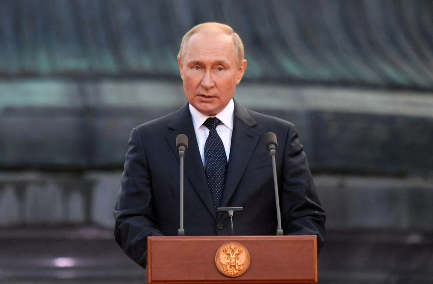 Tổng thống Nga Vladimir Putin có bài phát biểu tại thành phố Veliky Novgorod (Nga) ngày 21-9. Ảnh: SPUTNIK Tổng thống Nga Vladimir Putin có bài phát biểu tại thành phố Veliky Novgorod (Nga) ngày 21-9. Ảnh: SPUTNIK
