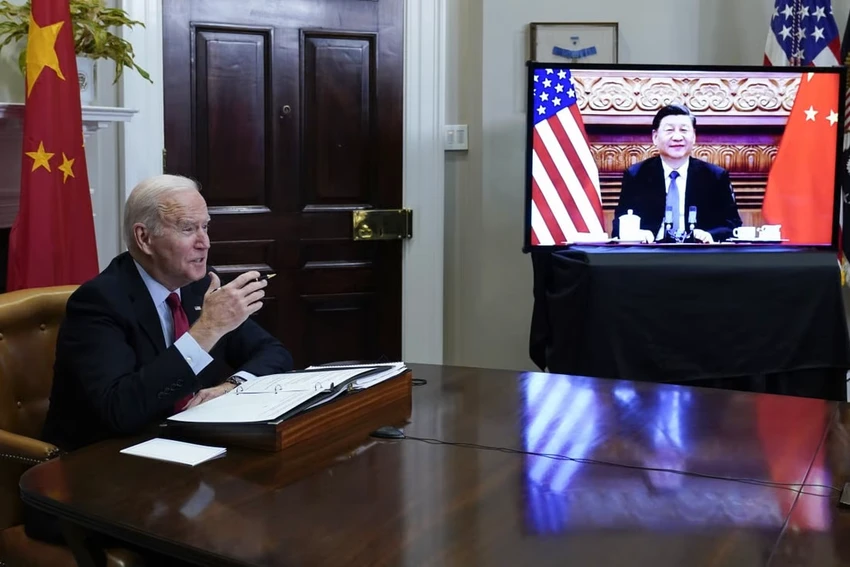 Tổng thống Mỹ Joe Biden tham dự cuộc họp trực tuyến ngày 15-11-2021 với Chủ tịch Trung Quốc Tập Cận Bình. Ảnh: AP Tổng thống Mỹ Joe Biden tham dự cuộc họp trực tuyến ngày 15-11-2021 với Chủ tịch Trung Quốc Tập Cận Bình. Ảnh: AP