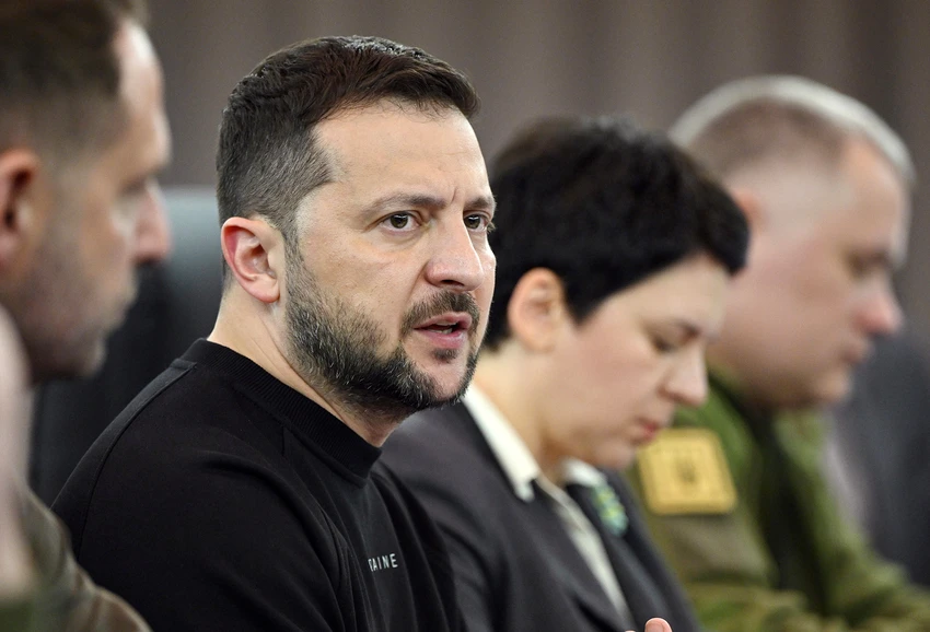 Tổng thống Ukraine - ông Volodymyr Zelensky tại hội nghị thượng đỉnh G7 ngày 21-5 tại Nhật. Ảnh: REUTERS Tổng thống Ukraine - ông Volodymyr Zelensky tại hội nghị thượng đỉnh G7 ngày 21-5 tại Nhật. Ảnh: REUTERS