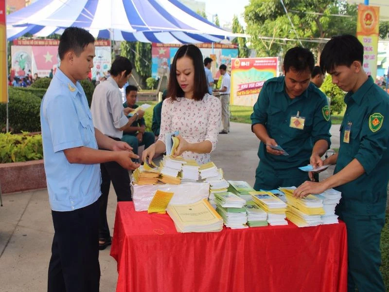 ngay-hoi-phap-luat