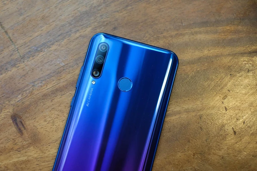 HONOR 20 Lite chính thức ra mắt với camera selfie 32 MP ảnh 1 HONOR 20 Lite chính thức ra mắt với camera selfie 32 MP ảnh 1