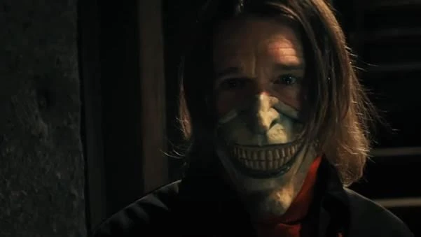 Nhân vật The Grabber (do Ethan Hawke thủ vai). Ảnh: PHP Nhân vật The Grabber (do Ethan Hawke thủ vai). Ảnh: PHP