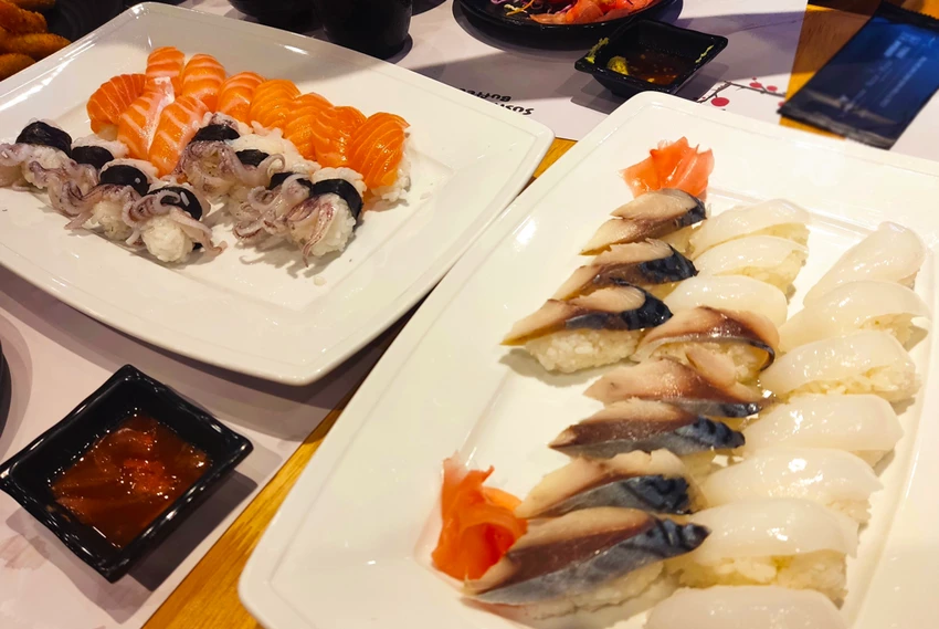 Những thực phẩm giàu omega-3 rất tốt cho tim mạch cũng như làn da của chúng ta. Ảnh: NHẬT LINH
