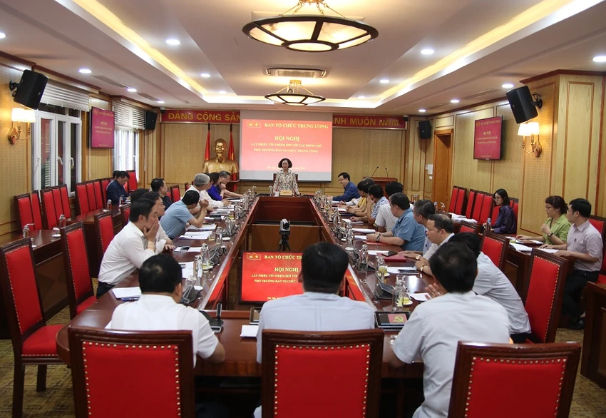 Bà Trương Thị Mai, Ủy viên Bộ Chính trị, Thường trực Ban Bí thư, Trưởng Ban Tổ chức Trung ương phát biểu tại Hội nghị. Ảnh: xaydungdang.org.vn Bà Trương Thị Mai, Ủy viên Bộ Chính trị, Thường trực Ban Bí thư, Trưởng Ban Tổ chức Trung ương phát biểu tại Hội nghị. Ảnh: xaydungdang.org.vn