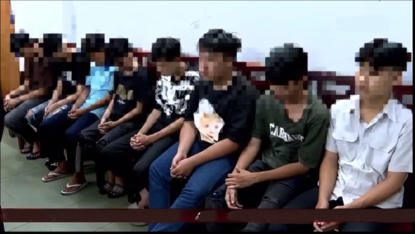 nhom-thieu-nien-chan-duong-cuop-tai-san-2.jpg