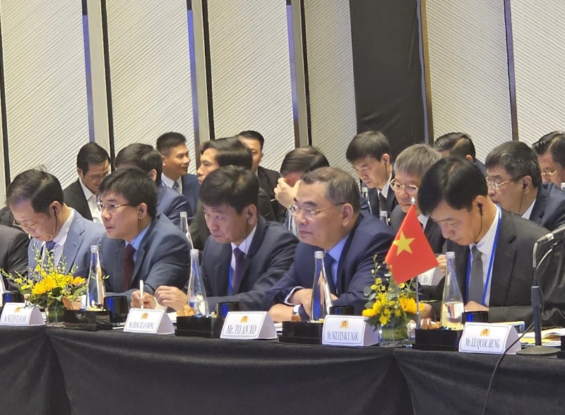 hoi-nghi-thuong-nien-lan-thu-nhat-bo-cong-an-bo-noi-vu-viet-nam-campuchia-lao-1.jpg