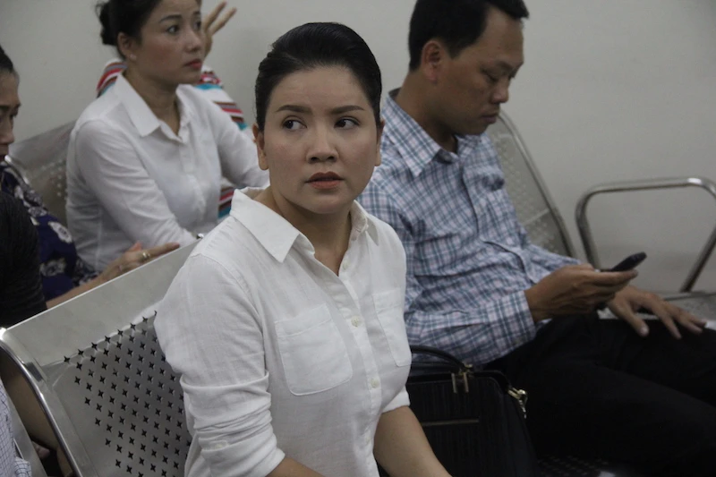 Chưa thể tuyên án vụ Ngọc Trinh kiện Nhà hát Kịch ảnh 1 Chưa thể tuyên án vụ Ngọc Trinh kiện Nhà hát Kịch ảnh 1