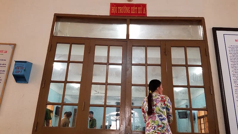 Vì sao tòa xử kín vụ giám đốc sở bị vu khống? ảnh 1