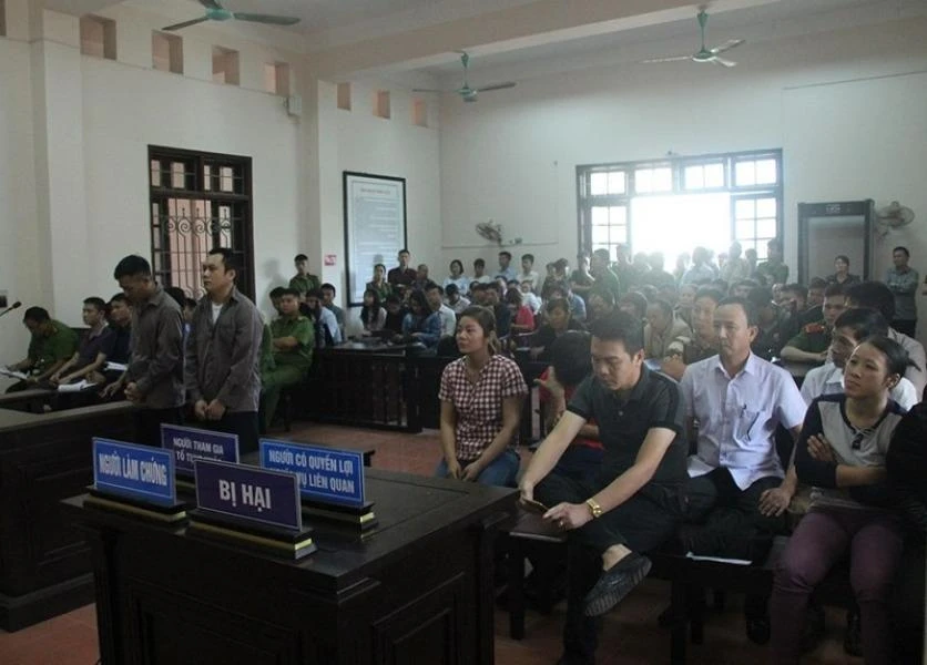 Vụ lùi xe trên cao tốc: Kết tội tài xế container là vội vàng ảnh 1 Vụ lùi xe trên cao tốc: Kết tội tài xế container là vội vàng ảnh 1