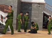 Vụ tự tử tại tòa Bình Phước: Nghi lọt người, lọt tội