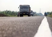 Con đường ngàn tỉ ở Cần Thơ vẫn phải chờ 4 cây cầu