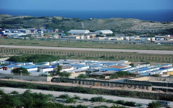Khủng bố khét tiếng al-Shabab đánh bom sân bay ảnh 2 nổ bom khủng bố tại Somalia