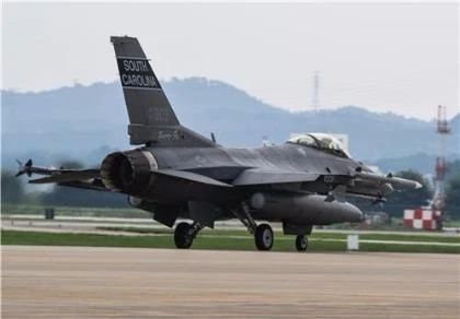 Chiến đấu cơ F-16 của Mỹ