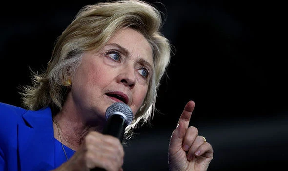 Bà Hillary Clinton