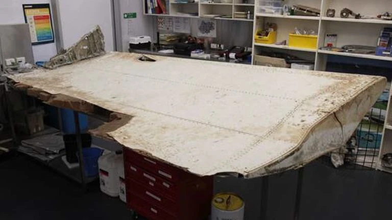 Khẳng định thêm một mảnh vỡ của MH370 ảnh 1 mảnh vỡ MH370