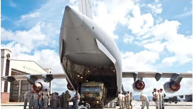 máy bay C-17 Mỹ