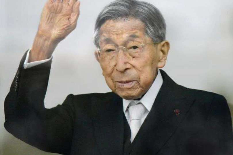 hoàng tử Mikasa