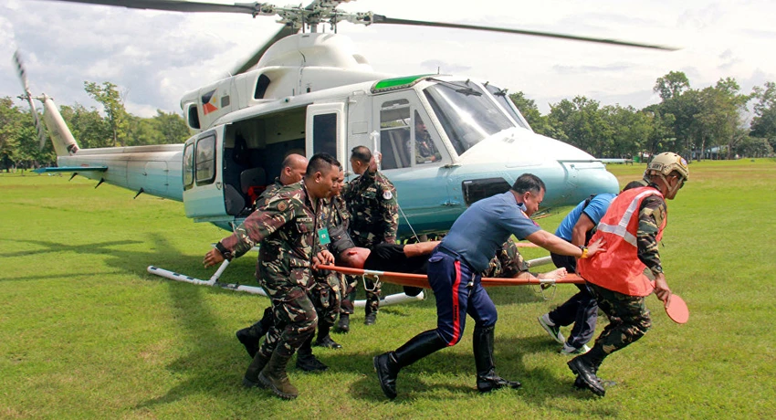 Đoàn xe ông Duterte bị đánh bom, 9 người bị thương ảnh 1 Duterte