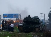 Thổ Nhĩ Kỳ nã pháo, bắt đầu tấn công Syria
