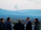 Xe tăng, binh sĩ Thổ Nhĩ Kỳ ồ ạt đổ vào Syria