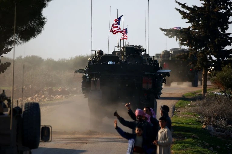 Hàng trăm lính Mỹ bị đe dọa vì chiến sự biên giới Syria ảnh 1 Hàng trăm lính Mỹ bị đe dọa vì chiến sự biên giới Syria ảnh 1