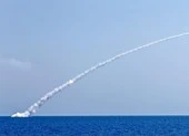 Tàu ngầm Nga phóng 10 tên lửa Kalibr, IS nhận quả đắng