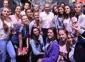 Ông Putin đứng lớp giảng bài cho học sinh Nga