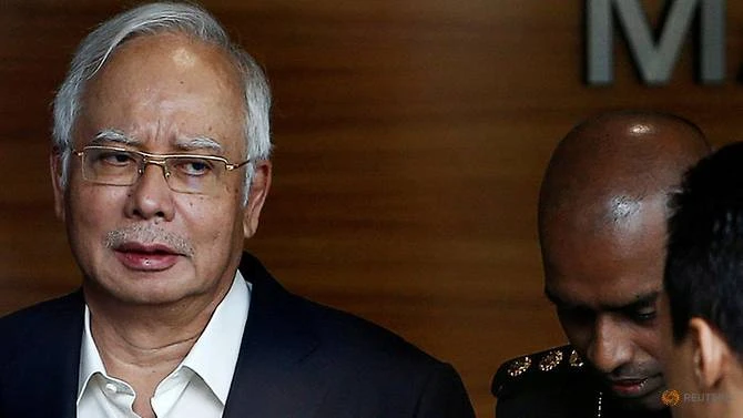 Cựu thủ tướng Malaysia bị bắt tại nhà riêng ảnh 1 Cựu thủ tướng Malaysia bị bắt tại nhà riêng ảnh 1