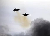 Bị dội tên lửa, Israel không kích đáp trả Hamas