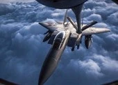 Mỹ ngừng tiếp nhiên liệu cho liên quân tham chiến ở Yemen