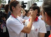 Cuộc chia tay thấm đẫm nước mắt của đội bóng rổ liên Triều