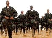 Phe Tướng Haftar chiếm một trại quân sự của phe Tripoli