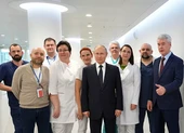 Tình hình sức khỏe ông Putin sau khi thăm bệnh viện COVID-19