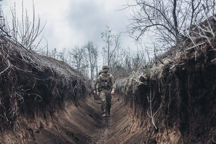 Binh sĩ Ukraine ở Donbass hồi tháng 4. Ảnh: Diego Herrera Carcedo/Anadolu Agency/ Getty Images Binh sĩ Ukraine ở Donbass hồi tháng 4. Ảnh: Diego Herrera Carcedo/Anadolu Agency/ Getty Images