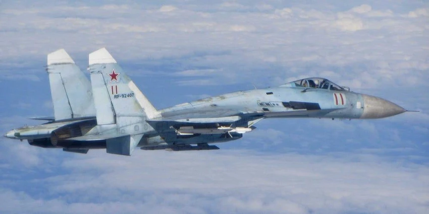 Máy bay chiến đấu Su-27 của Nga. Ảnh: RAF Máy bay chiến đấu Su-27 của Nga. Ảnh: RAF