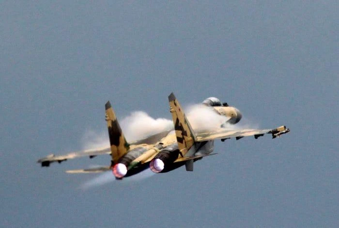 Tiêm kích Su-35 của Nga. Ảnh: Misha Japaridze/AP Tiêm kích Su-35 của Nga. Ảnh: Misha Japaridze/AP