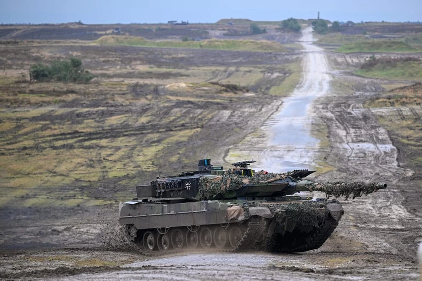 Xe tăng Leopard 2 của Đức. Ảnh: Sascha Schuermann/GETTY IMAGES Xe tăng Leopard 2 của Đức. Ảnh: Sascha Schuermann/GETTY IMAGES