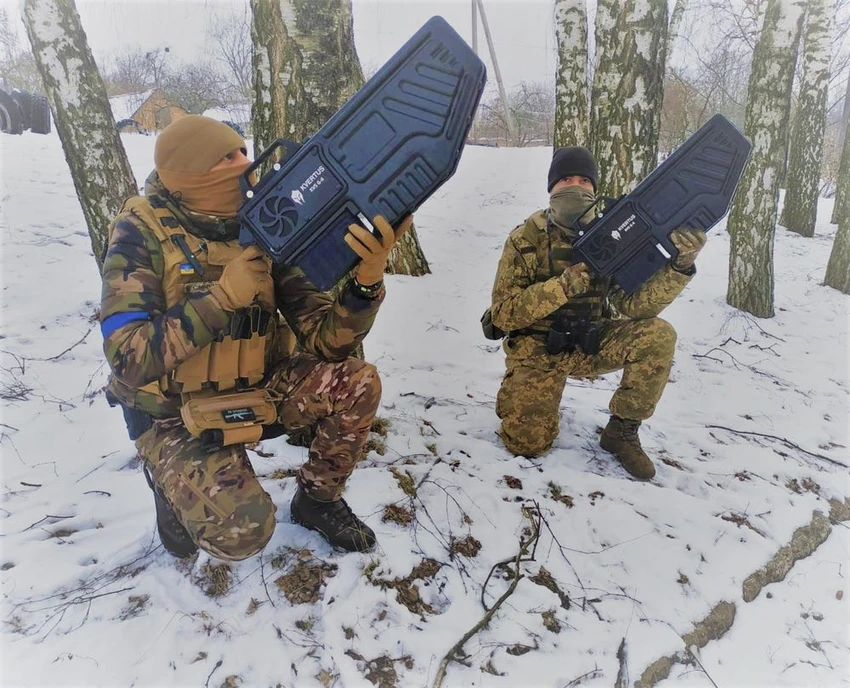 Binh sĩ Ukraine sử dụng súng chống UAV tầm xa KVS G-6. Ảnh: Territorial Defense Forces of the Armed Forces of Ukraine/Facebook