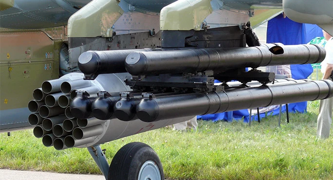 9K121 Vikhr - hệ thống tên lửa chống tăng dẫn đường bằng laser gắn trên máy bay. Ảnh: WIKIPEDIA