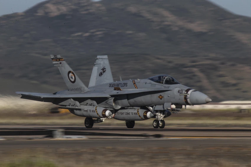 Tiêm kích F/A-18C Hornet. Ảnh: The EurAsian Times Tiêm kích F/A-18C Hornet. Ảnh: The EurAsian Times