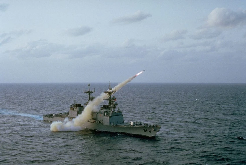 tau-chien-my-ban-harpoon.jpg